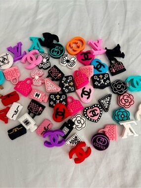 Mixed Lot of 25 Designer-Inspired Silicone Focal Beads